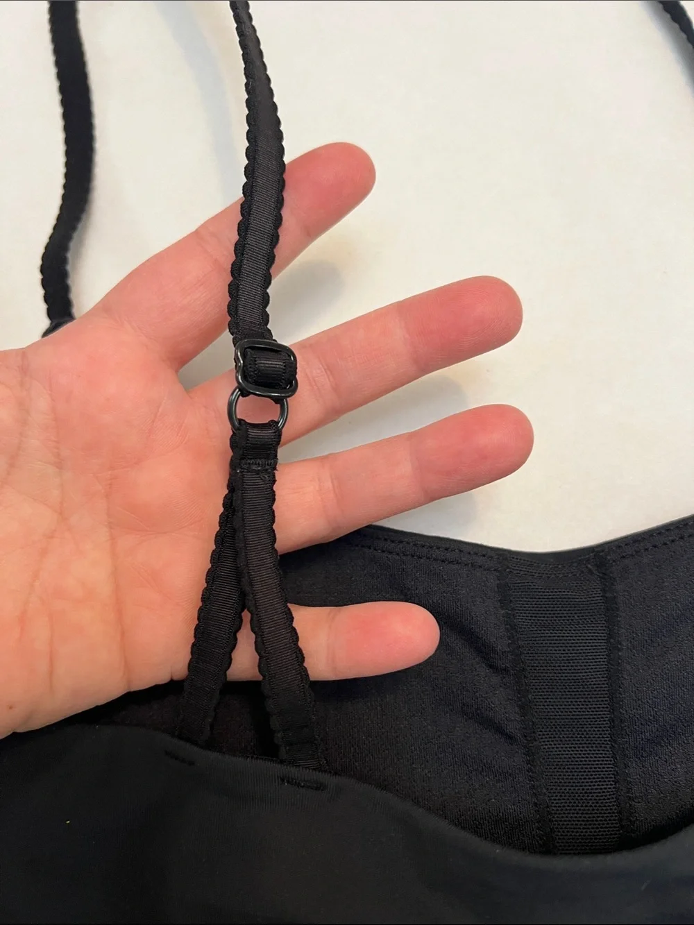 LULULEMON BLACK BLISS TANK ADJUSTABLE BRAIDED STRAPS SIZE 8